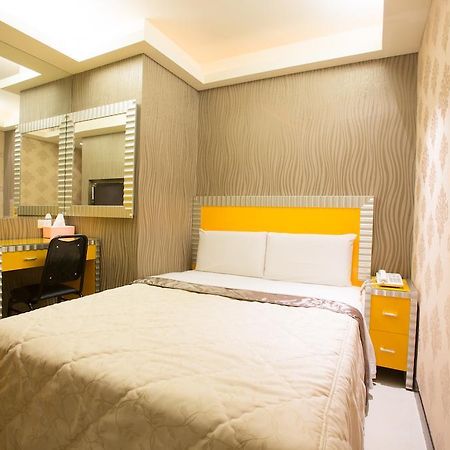 Happy Hotel Taipei Luaran gambar