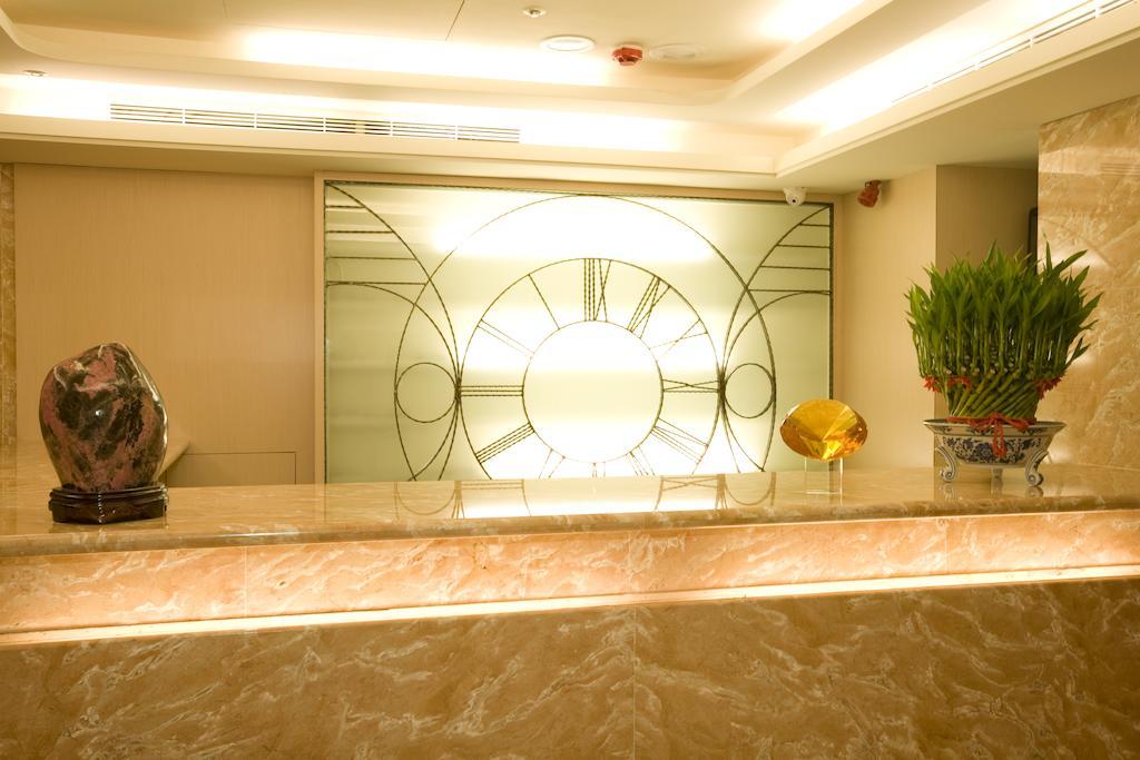 Happy Hotel Taipei Luaran gambar